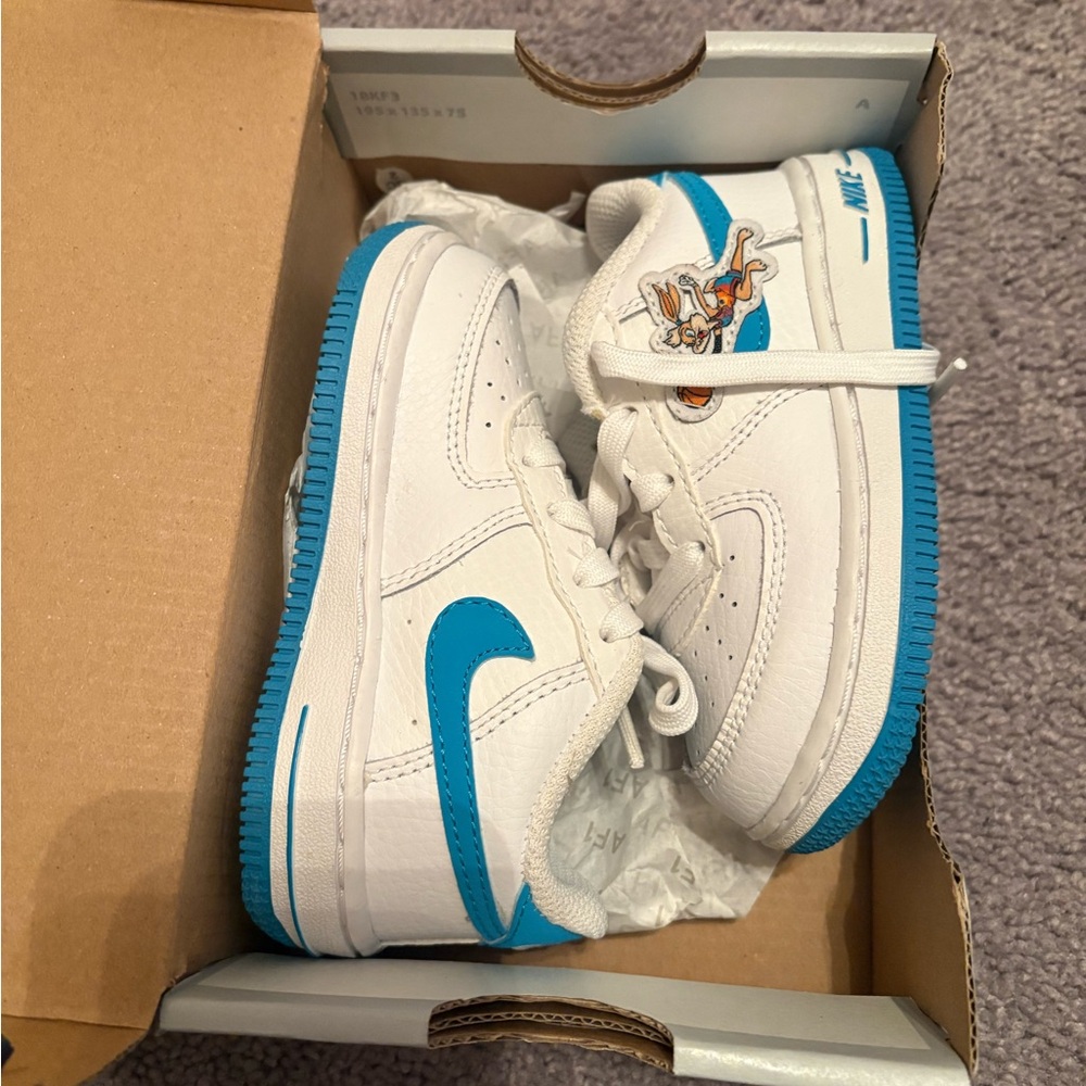 Nike White and Blue Kids Force 1 (Toddler) bugs bunny 7c